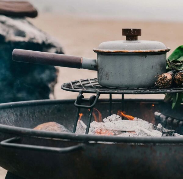 Enamel Saucepan - Image 4